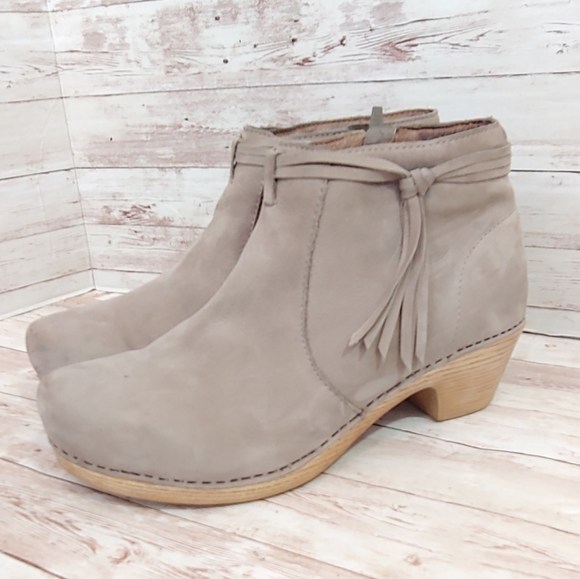 Dansko "markie" grey nubuck clog ankle boots